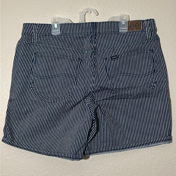 Lee Striped Mid Rise Shorts - Picture 3 of 7